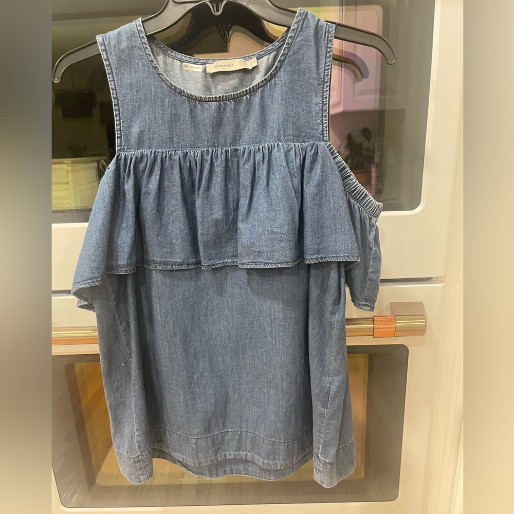 Vera Moda Cold Shoulder Denim Ruffle Blouse - Picture 8 of 8